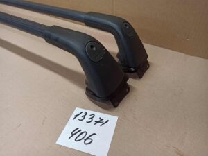 IMG_20220727_131318_scaled.jpg Bagażnik dachowy bazowy belki poprzeczki Peugeot 406 sedan