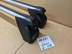 PXL_20230630_174411654_scaled.jpg Bagażnik dachowy bazowy belki poprzeczki Oryginał Ford Focus 2 hatchback, sedan