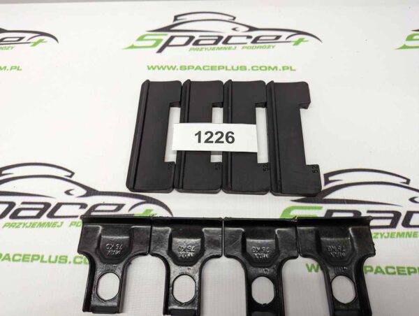 PXL_20231125_152713455_scaled.jpg Thule kit 1226 lub 141226 kit dopasowujący