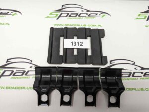 PXL_20231127_105622480_scaled.jpg Thule kit 1312 lub 141312 kit dopasowujący