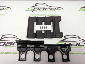 PXL_20231127_105955823_scaled.jpg Thule kit 1314 lub 141314 kit dopasowujący