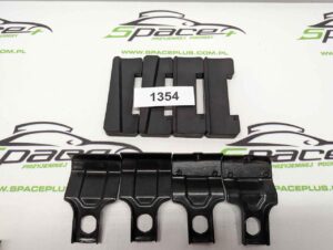 PXL_20231127_112215069_scaled.jpg Thule kit 1354 lub 141354 kit dopasowujący