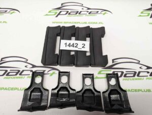 PXL_20231127_120743999_scaled.jpg Thule kit 1442 lub 141442 kit dopasowujący