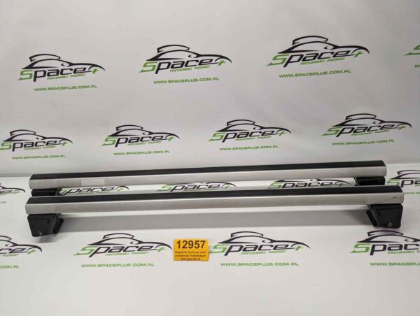 PXL_20240117_183357910_scaled.jpg Bagażnik dachowy bazowy belki poprzeczki Volkswagen Golf plus 09-14 5M0860019B / 5M0071151A