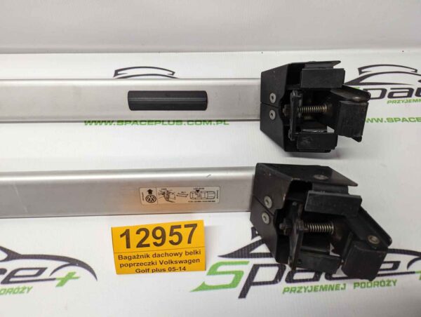 PXL_20240117_183423808_scaled.jpg Bagażnik dachowy bazowy belki poprzeczki Volkswagen Golf plus 09-14 5M0860019B / 5M0071151A