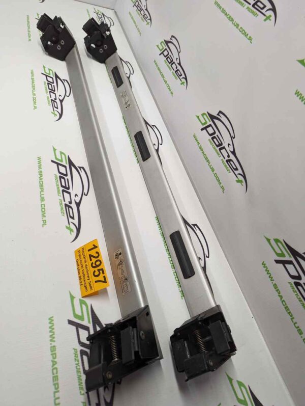 PXL_20240117_183427692_scaled.jpg Bagażnik dachowy bazowy belki poprzeczki Volkswagen Golf plus 09-14 5M0860019B / 5M0071151A