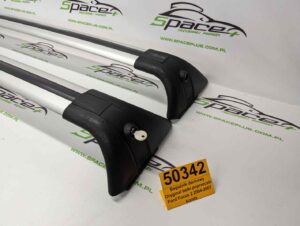 PXL_20240402_173224138_scaled.jpg Bagażnik dachowy bazowy Oryginał belki poprzeczki Ford Focus 2 2004-2007 kombi