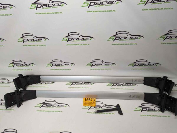 PXL_20240531_072727086_scaled.jpg Bagażnik dachowy bazowy belki poprzeczki Volkswagen Golf 5 , 6 hatchback 5 drzwi