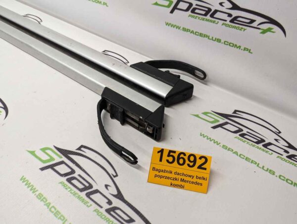 PXL_20240620_124856924_scaled.jpg Bagażnik dachowy bazowy belki poprzeczki Mercedes kombi