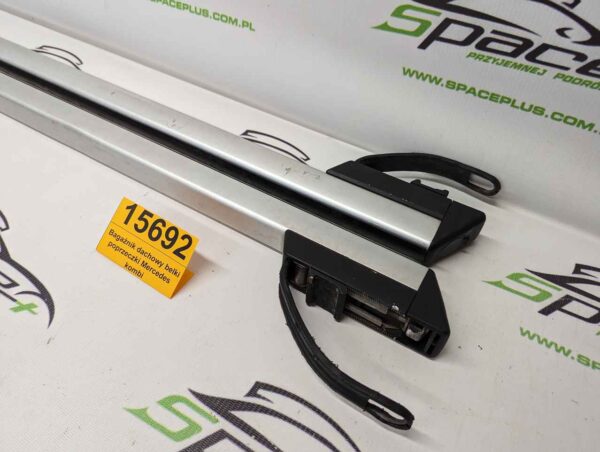 PXL_20240620_124923912_scaled.jpg Bagażnik dachowy bazowy belki poprzeczki Mercedes kombi