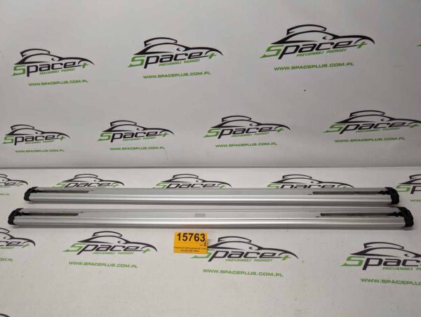 PXL_20240923_072218704_scaled.jpg Poprzeczki belki poprzeczki Thule Aerobar 860 108cm