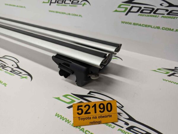 PXL_20241119_142849818_scaled.jpg Bagażnik dachowy bazowy belki poprzeczki na otwarte relingi Toyota 109cm
