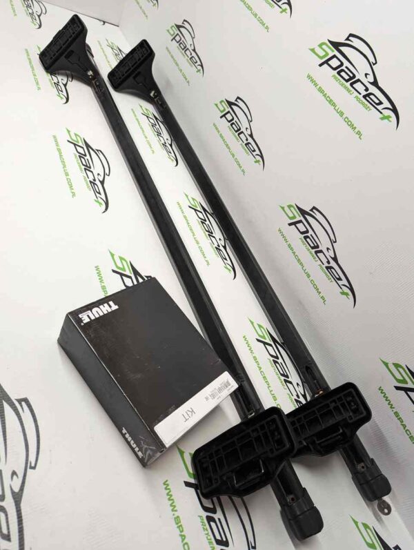 Bagażnik dachowy Thule: belki 769 + Kit 1529 141529 + Stopy 750