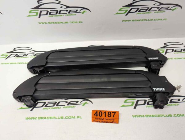 PXL_20241126_150227712_scaled.jpg Uchwyt na narty Thule 748 SnowPro na 4 pary nart