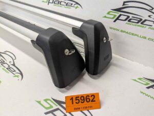 PXL_20250412_094535500_scaled.jpg Bagażnik dachowy bazowy belki poprzeczki Oryginał BMW 1 F20 F21