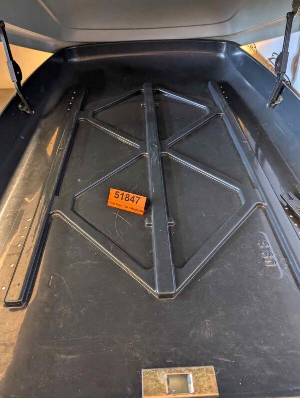 Box boks bagażnik dachowy Thule Polar 100