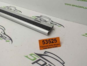 PXL_20250718_152220906_scaled.jpg Poprzeczka Belka Wingbar Edge 95cm 721400