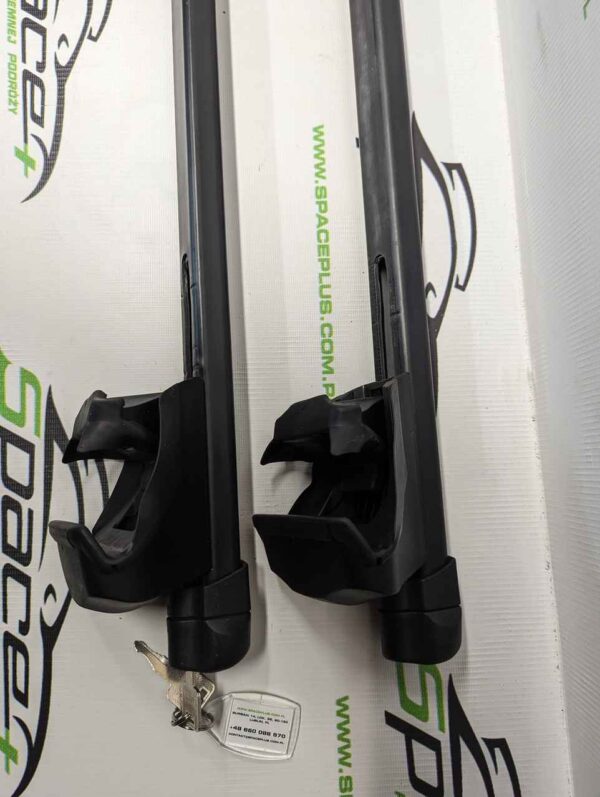 Bagażnik dachowy Thule: belki 762 + Stopy 755 Na otwarte relingi