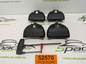 PXL_20250730_150757548_scaled.jpg Stopy bagażnika dachowego z kitem Volvo V60, V60CC Cross Country Y20, XC60