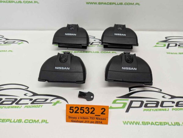 PXL_20250730_151220101_scaled.jpg Stopy bagażnika dachowego z kitem do samochodu Nissan Qashqai J11 po 2014 na relingi.