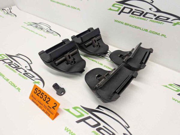 PXL_20250730_151248563_scaled.jpg Stopy bagażnika dachowego z kitem do samochodu Nissan Qashqai J11 po 2014 na relingi.