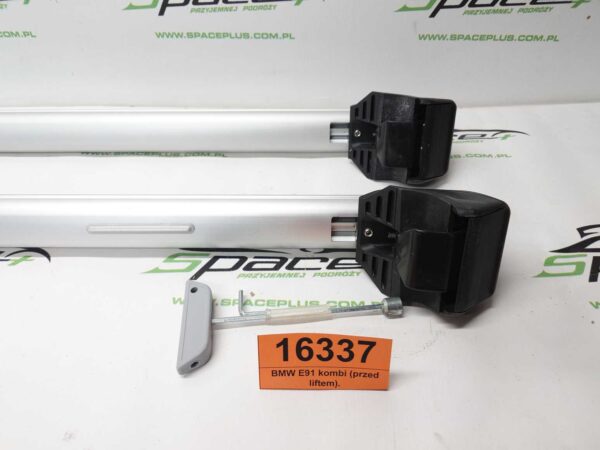 Bagażnik dachowy bazowy belki poprzeczki Oryginał BMW E91 kombi na otwarte relingi (przed liftem).