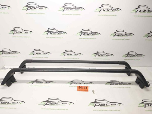 Bagażnik dachowy bazowy belki poprzeczki Peugeot 5008 1 na relingi