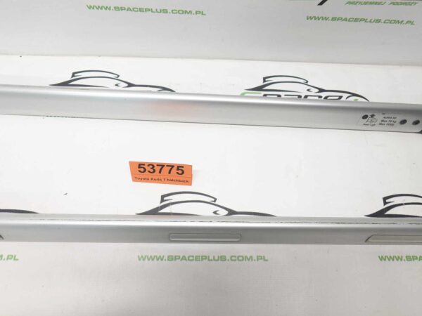 Bagażnik dachowy bazowy belki poprzeczki Toyota Auris 1 hatchback