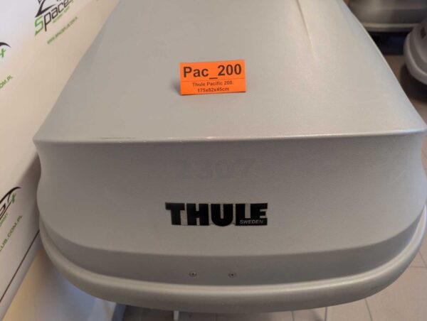 PXL_20251110_100226670_scaled.jpg Box boks bagażnik dachowy box Thule Pacific 200. 175x82x45cm