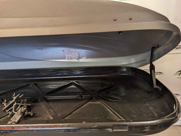 PXL_20251120_093132648_scaled.jpg Box boks bagażnik dachowy box Thule Ocean 200. 175x82x45cm