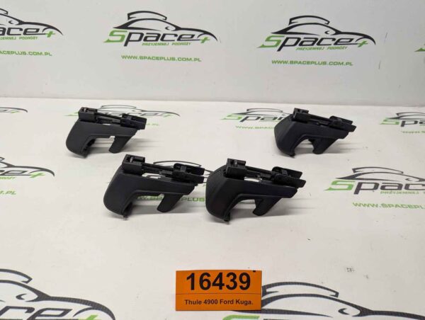 Stopy bagażnika dachowego Thule 4900 Ford Kuga.