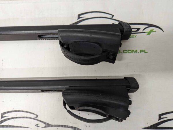 Bagażnik dachowy bazowy na otwarte relingi Thule 775 squarebar 135cm.