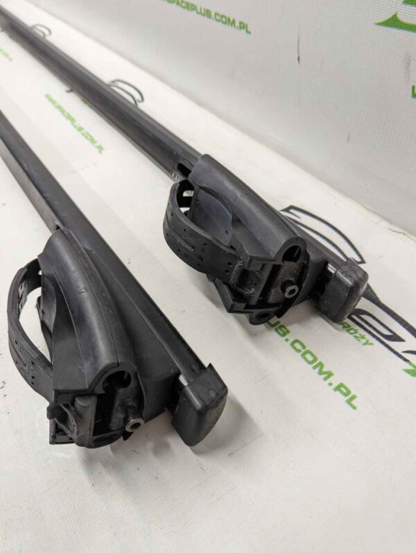 Bagażnik dachowy bazowy na otwarte relingi Thule 775 Squarebar 108cm.