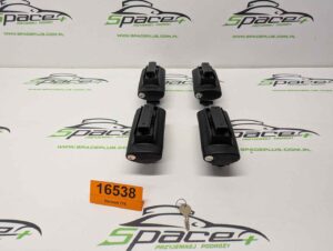 PXL_20260213_112235448_scaled.jpg Stopy bagażnika dachowego Renault Thule 775.