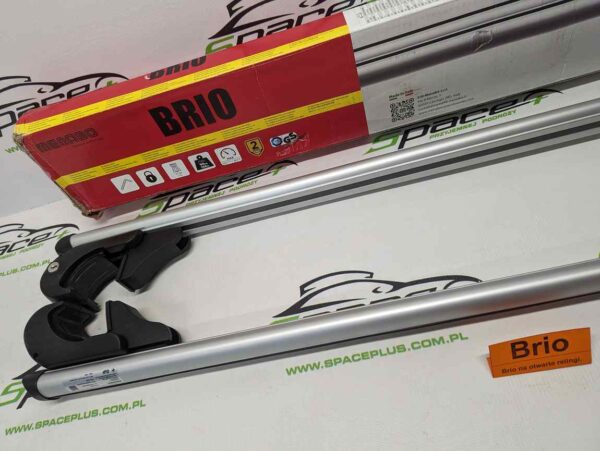 Bagażnik dachowy bazowy belki poprzeczki Brio na otwarte relingi.