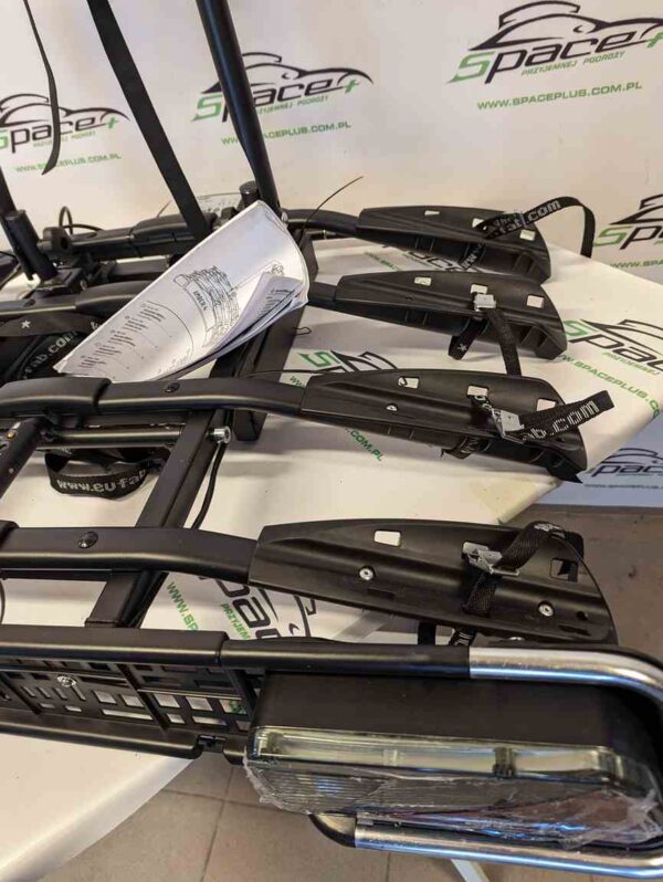 Uchwyt bagażnik rowerowy platforma na hak na 4 rowery Eufab Amber 4