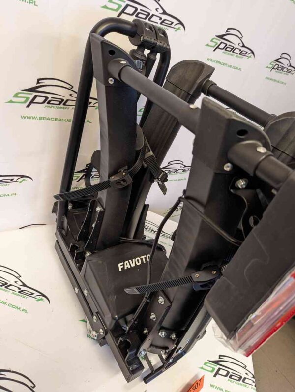 Uchwyt bagażnik rowerowy platforma na hak na 2 rowery Favoto