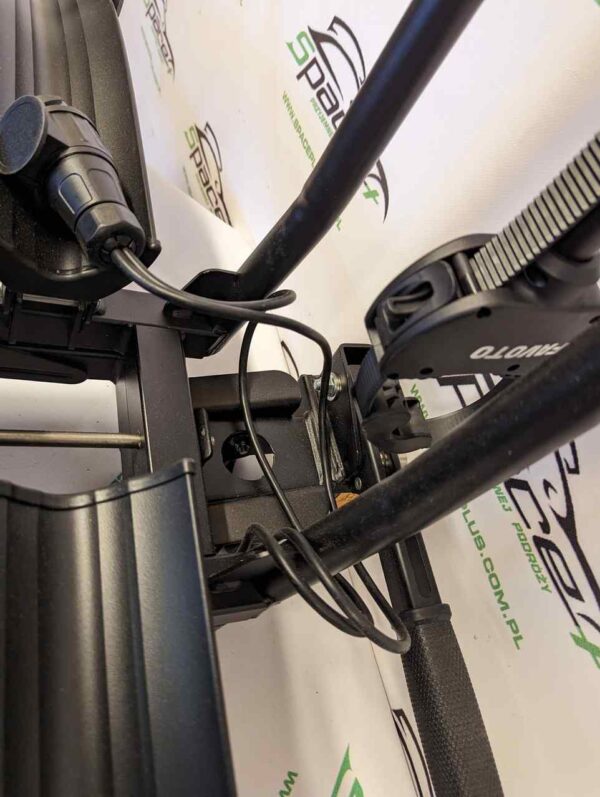 Uchwyt bagażnik rowerowy platforma na hak na 2 rowery Favoto