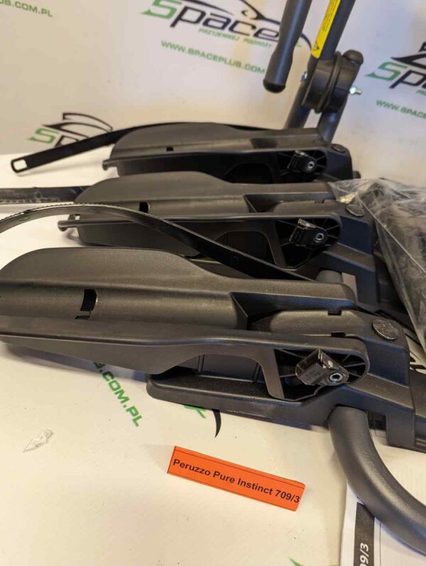 Uchwyt bagażnik rowerowy na tylną drzwi / klapę na 3 rowery Peruzzo Pure Instinct 709/3