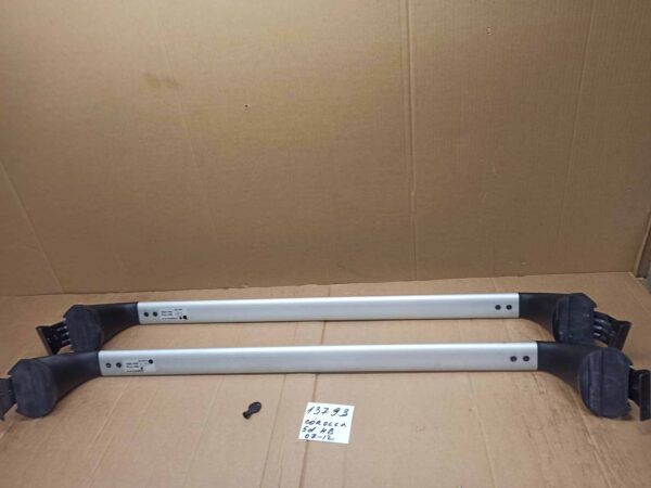 Bagażnik dachowy bazowy belki poprzeczki Toyota Corolla hatchback 5 drzwi 2006-2013