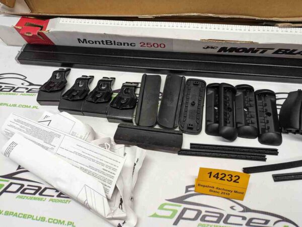 PXL_20231213_160023844_scaled.jpg Bagażnik dachowy bazowy Mont Blanc 2510