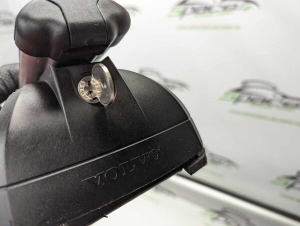 Bagażnik dachowy bazowy belki poprzeczki Oryginał Volvo V60, V60CC Cross Country Y20, XC60