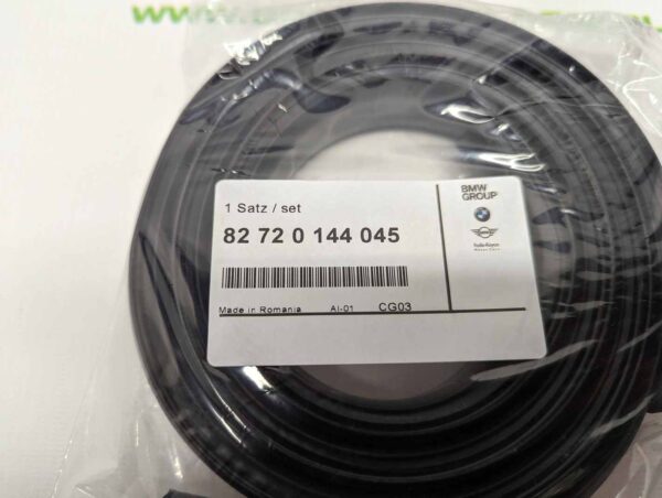 PXL_20240116_123220228_scaled.jpg Uszczelka do bagażników dachowych BMW Mini