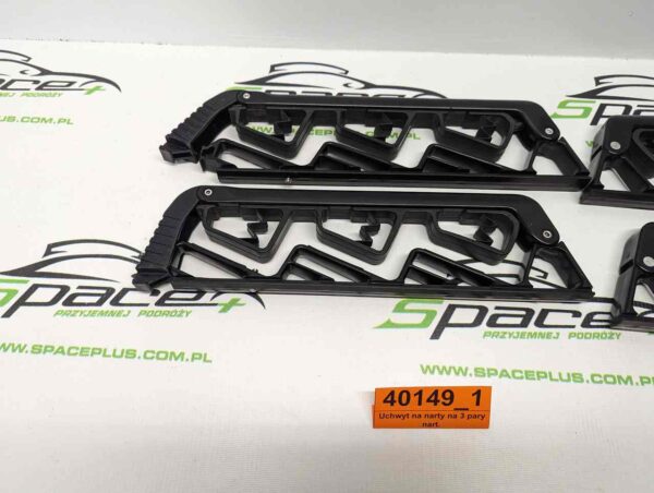 PXL_20241224_103333592_scaled.jpg Uchwyt na narty na 3 pary nart. BMW Mini