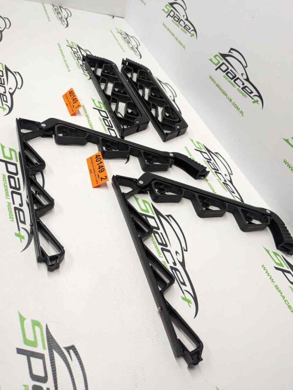 PXL_20241224_103348104_scaled.jpg Uchwyt na narty na 3 pary nart. BMW Mini