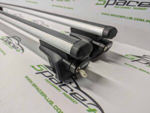 Bagaznik dachowy Thule Aerobar 860 + Stopy 757
