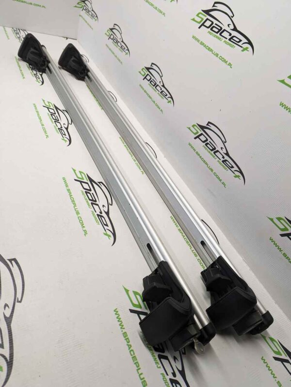 Bagaznik dachowy Thule Aerobar 861 + Stopy 757