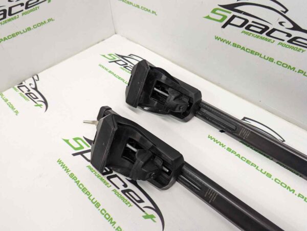 Bagaznik dachowy Thule SquareBar 761 + Stopy 7104