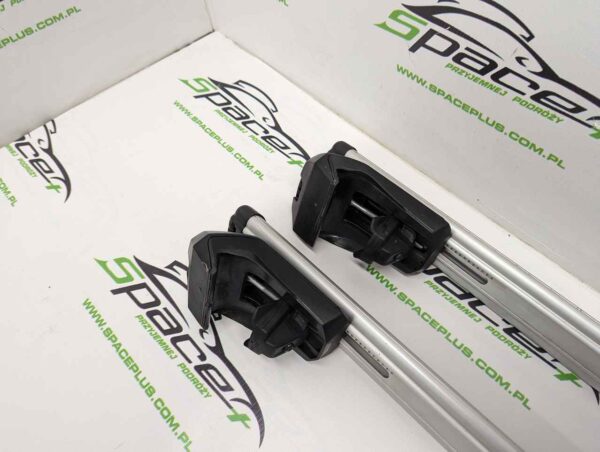 Bagaznik dachowy Thule Aerobar 860 + Stopy 7104