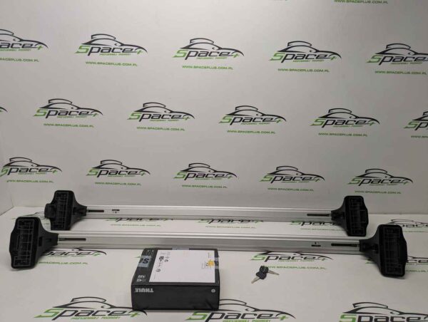 PXL_20260403_155354929_scaled-39.jpg Bagaznik dachowy Thule Aerobar 861 + Kit 141412 + Stopy 750